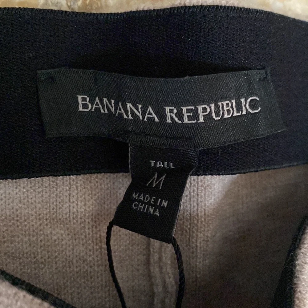 Banana Republic lounge pant. Medium Tall. - Picture 3 of 8
